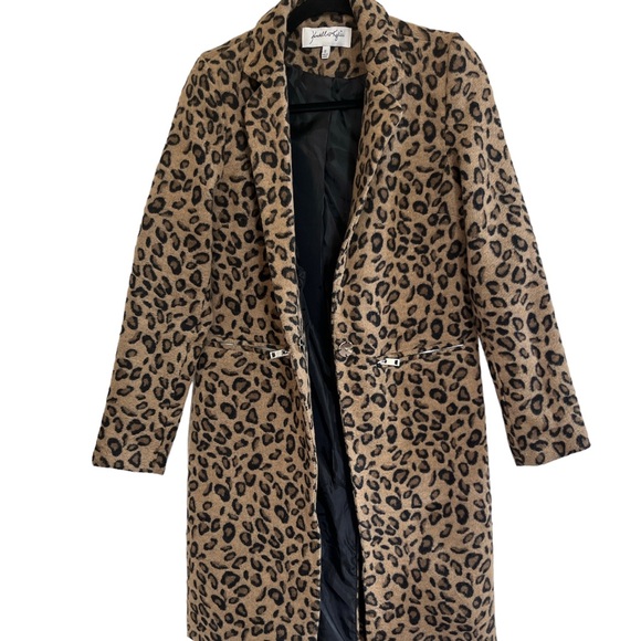 Kendall & Kylie Jackets & Blazers - Kendall + Kylie Leopard Print Coat Size Small